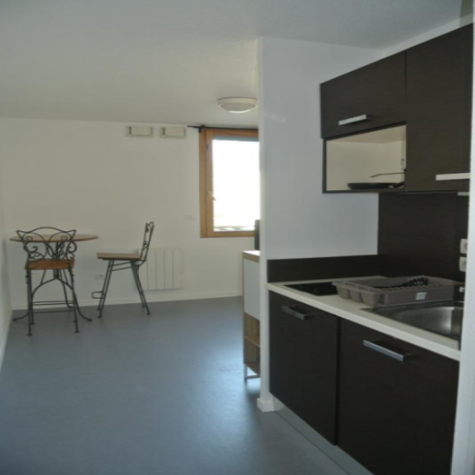 Offres de location Studio Grenoble (38000)